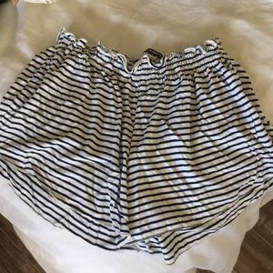 Flowy, fabric shorts